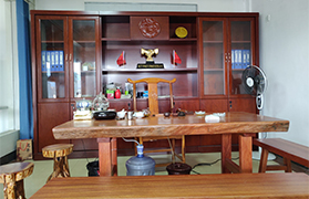 乐鱼电子钢材有限公司恬静办公室