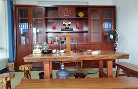 乐鱼电子钢材有限公司恬静办公室